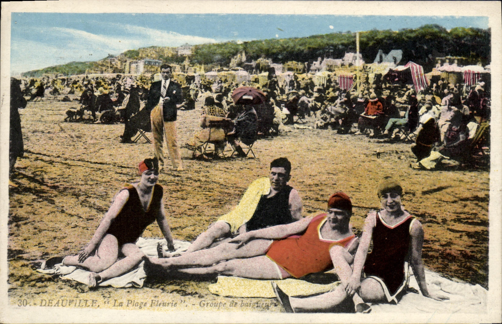 Deauville, "La Plage Fleurie" — Groupe de baigneurs — G. Arraud, éditeur, n°30