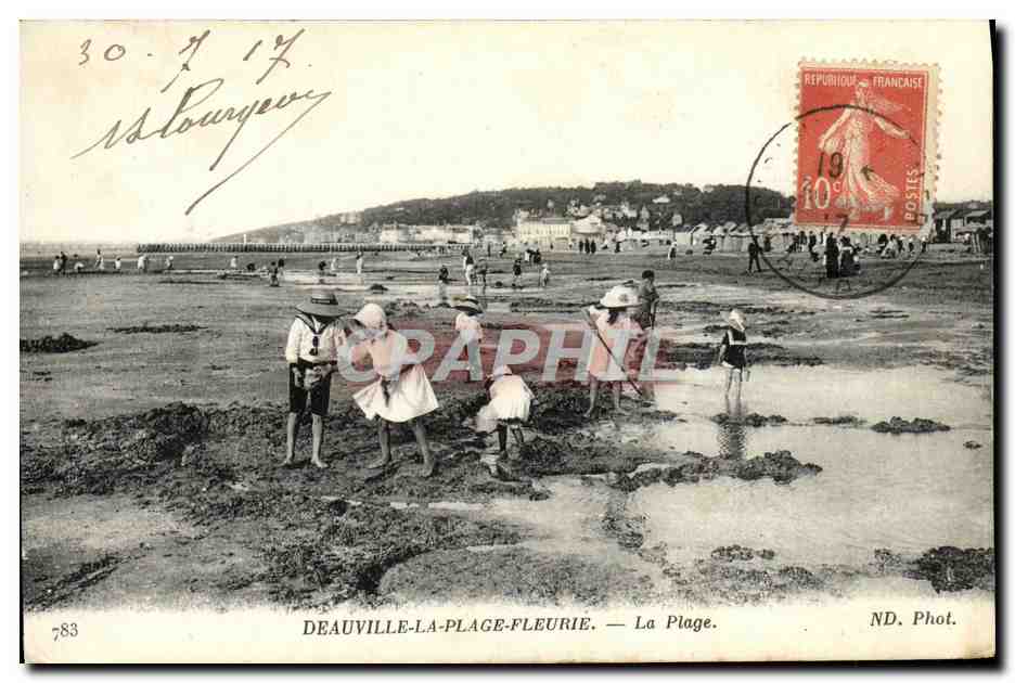 Deauville-la-Plage-Fleurie — La Plage — ND. Phot.