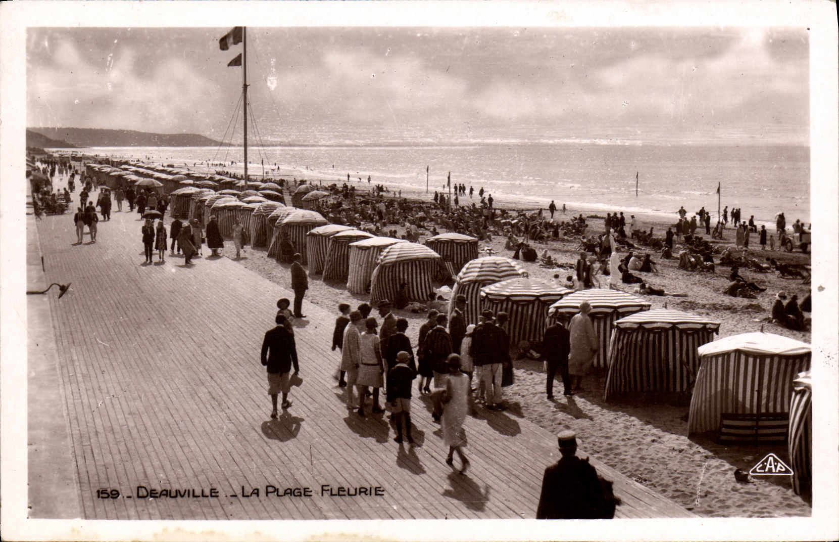 Deauville — La Plage Fleurie — C.A.P.S. n°159