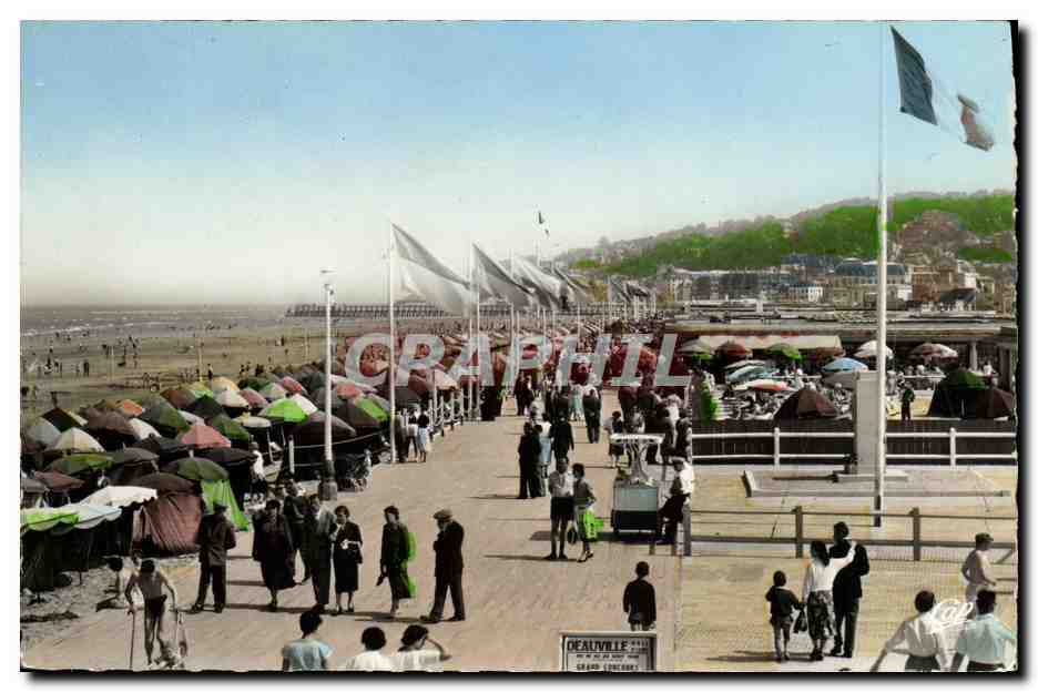 Deauville — Plage et Planches — Grands Intérêts
