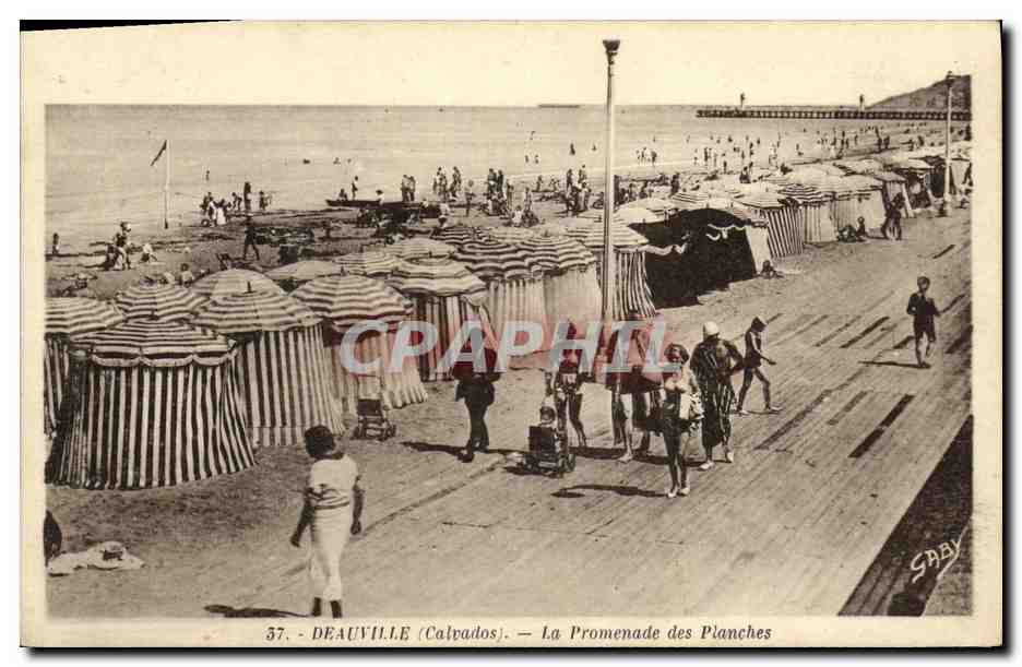 Deauville (Calvados) — La Promenade des Planches — G. Artaud, éditeur à Nantes