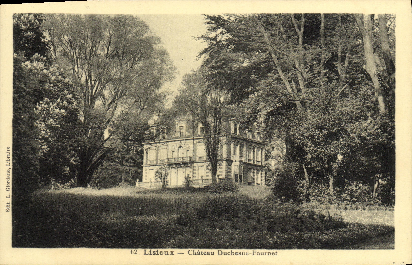 CPA Lisieux Chateau Duchesne Fourent