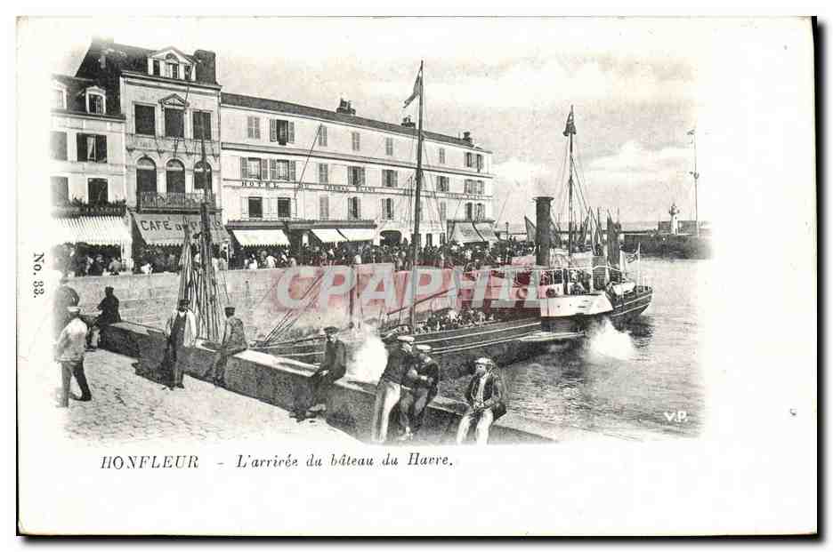 Honfleur — L'arrivée du bateau du Havre — V.P. No. 32