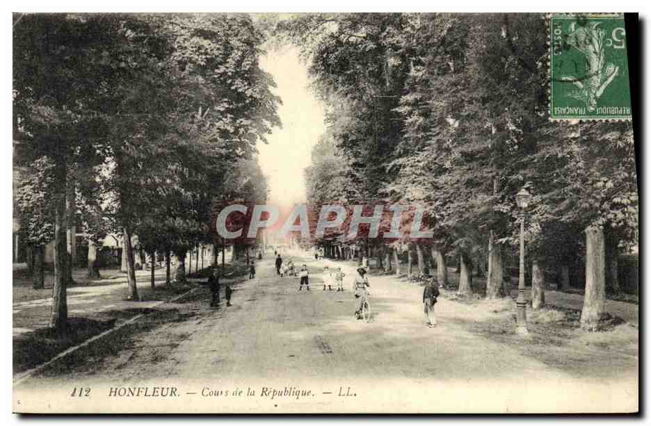 Honfleur — Cours de la République — LL.