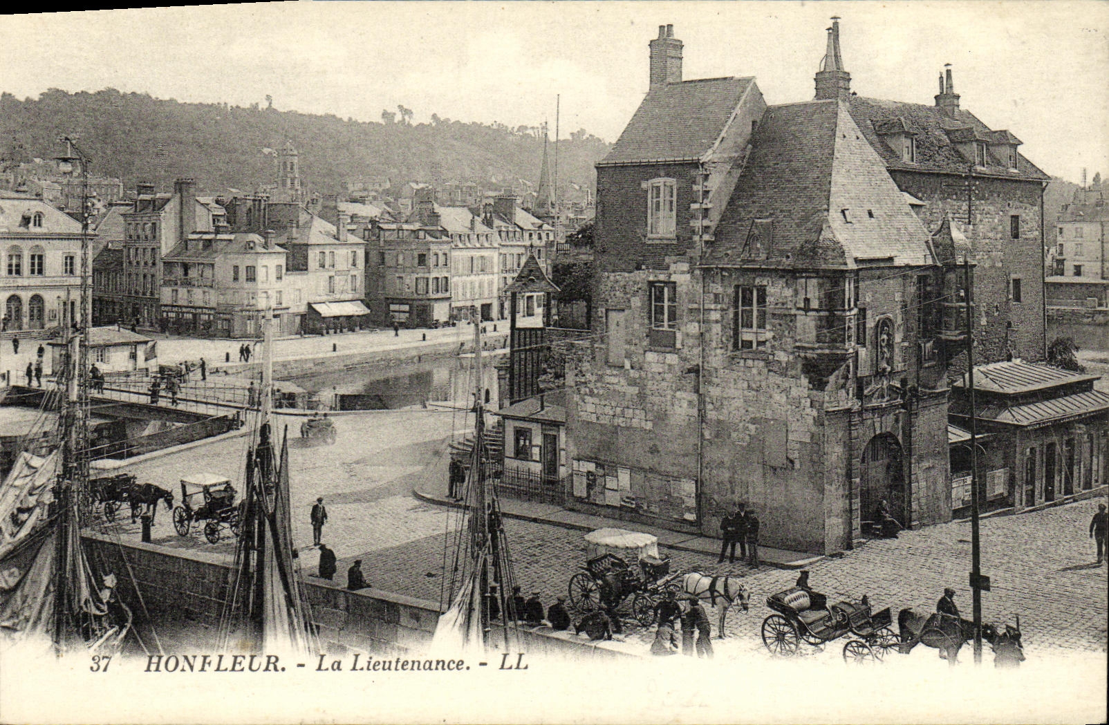 HONFLEUR - La Lieutenante - LL