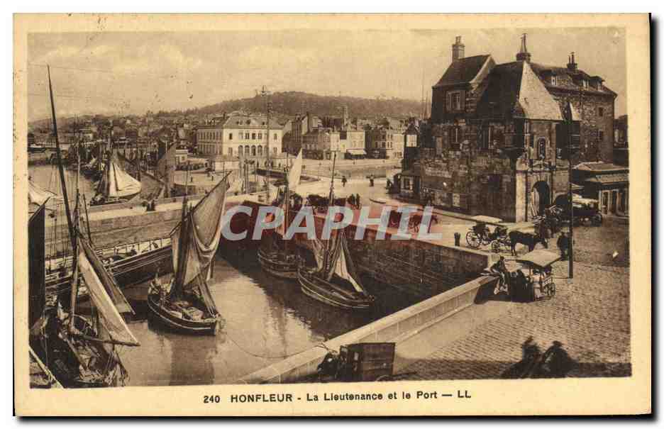 Honfleur - La Lieutenante et le Port — LL