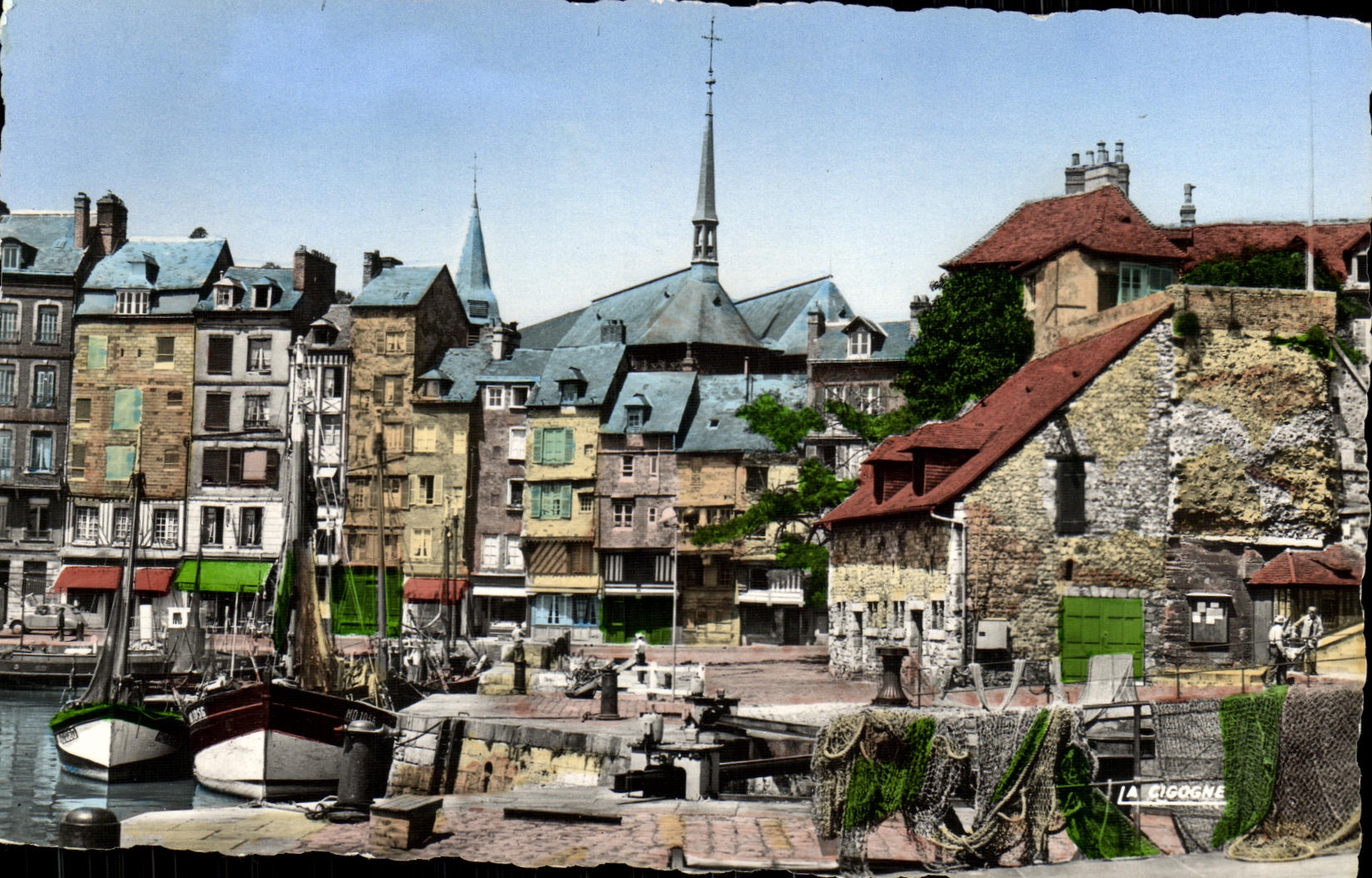 La Lieutenante vue des écluses — Honfleur (Calvados) — La Cigogne, rue aux Ours, Rouen