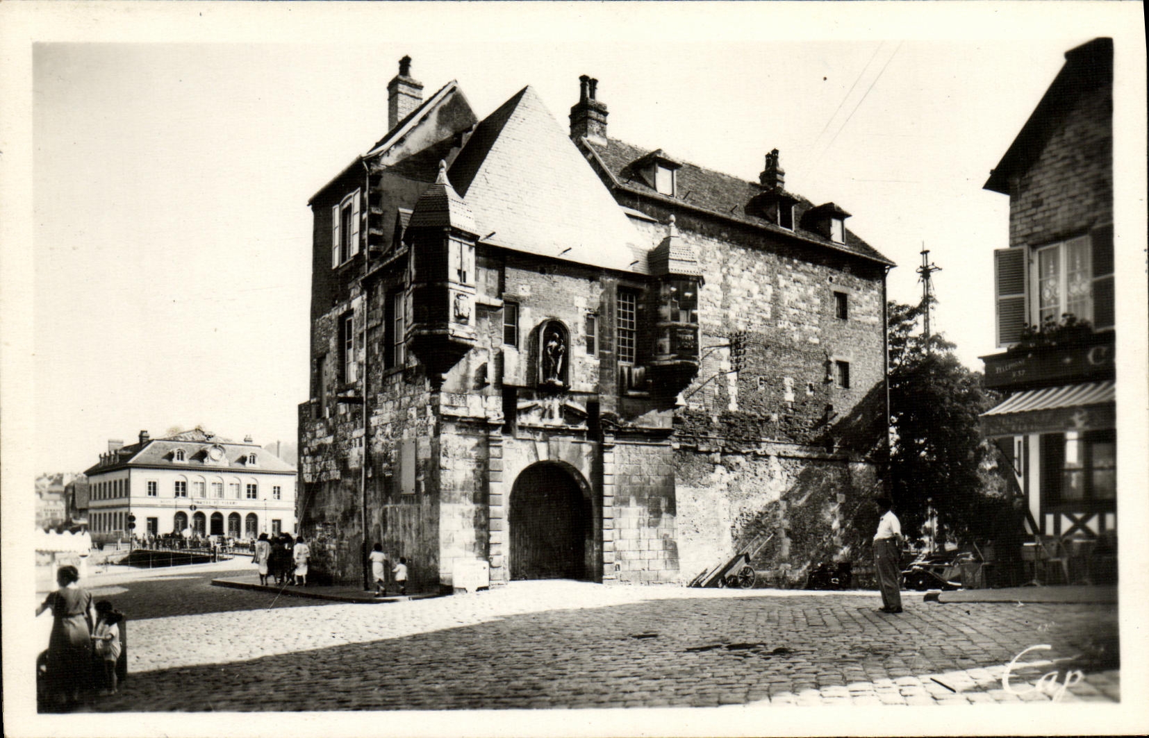 Porte de Honfleur — vue de la place — Éditeur Eap