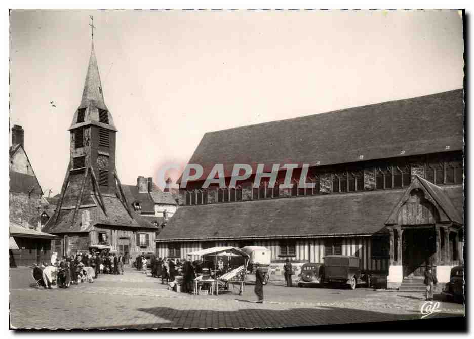 CPM Honfleur L Eglise Sainte Catherine et le Marche