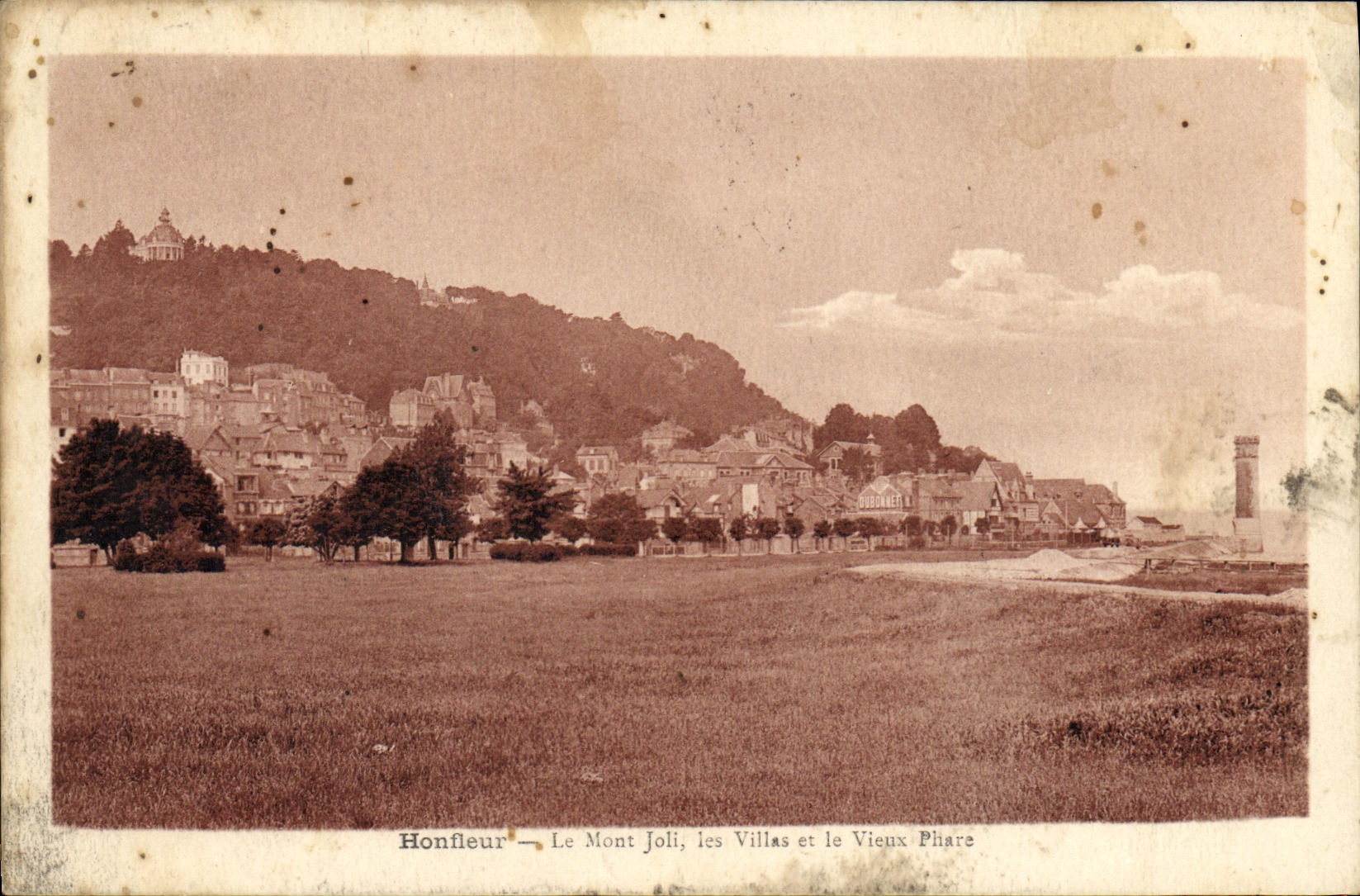 CPA Honfleur Le Mont Joli Les villas et le vieux phare