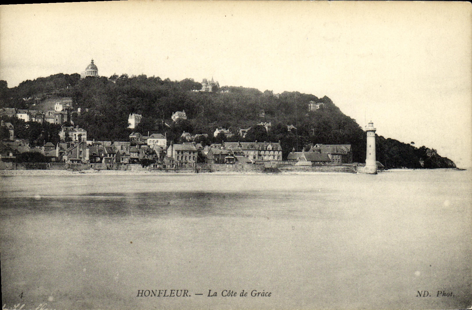 Honfleur — La Côte de Grâce — ND. Phot.
