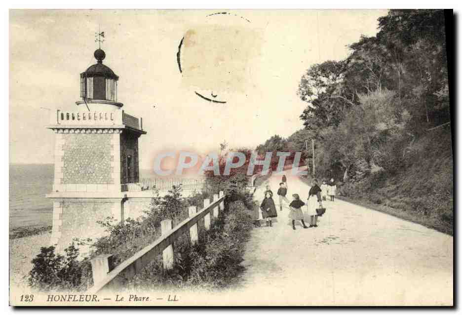 Honfleur — Le Phare — LL
