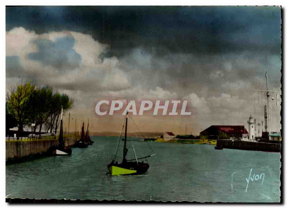 Honfleur (Calvados) - L'entrée du Port — Éditions d'Art YVON, Paris, n° 832