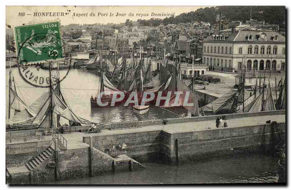 Honfleur — Aspect du Port le Jour du repos Dominical — K.D. Phot