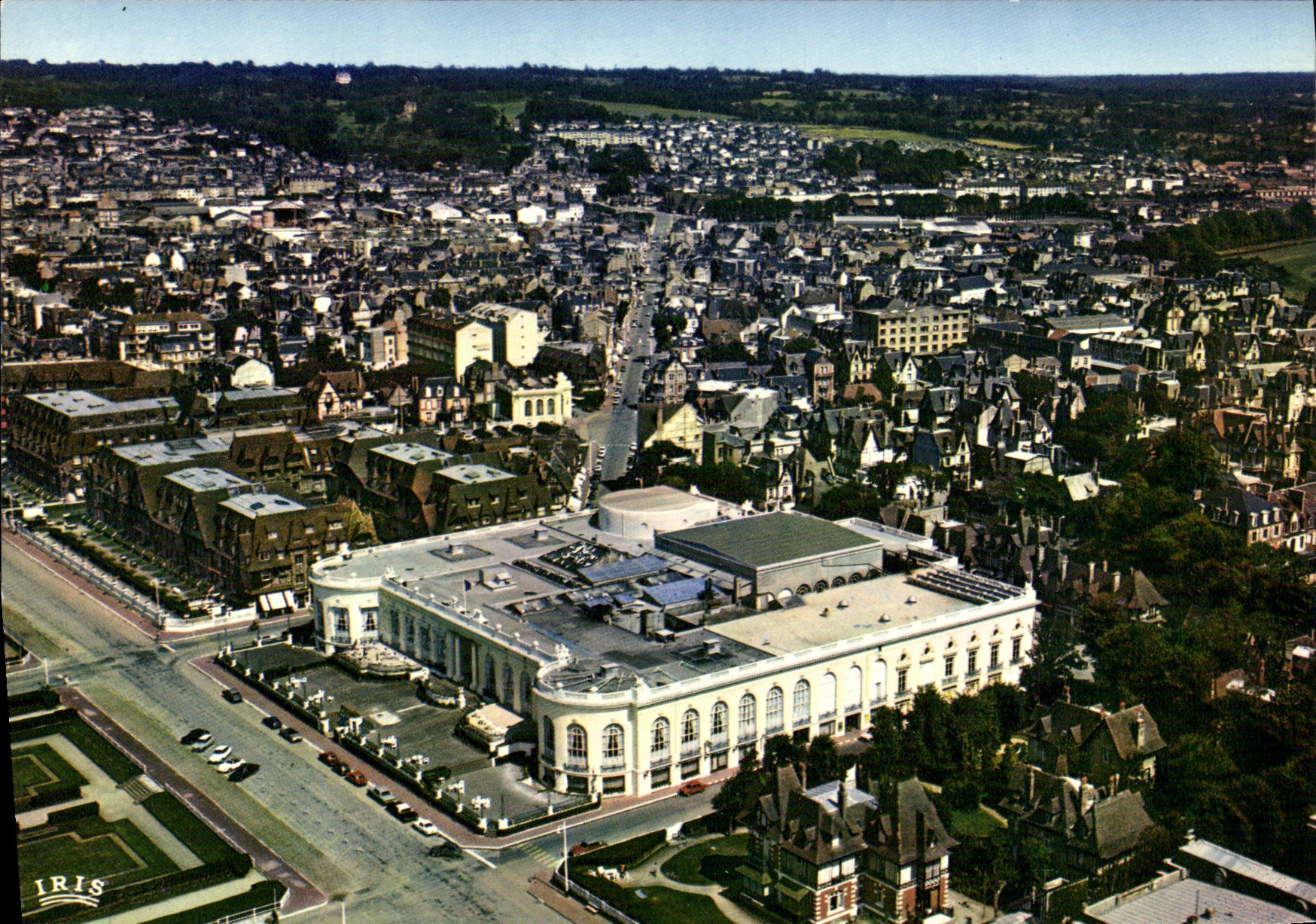 Deauville - Trouville (14) — Vue générale et le casino de Deauville — Lumicap