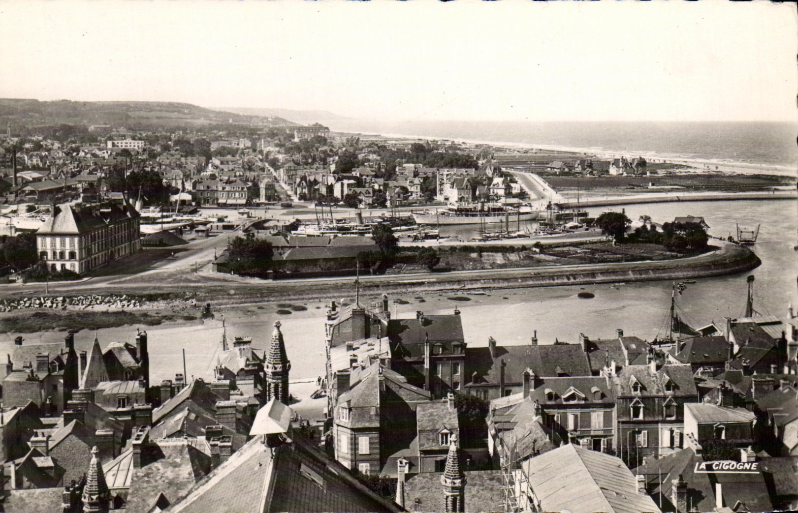 Deauville (Calvados) — Vue générale — Édition 'LA CIGOGNE'