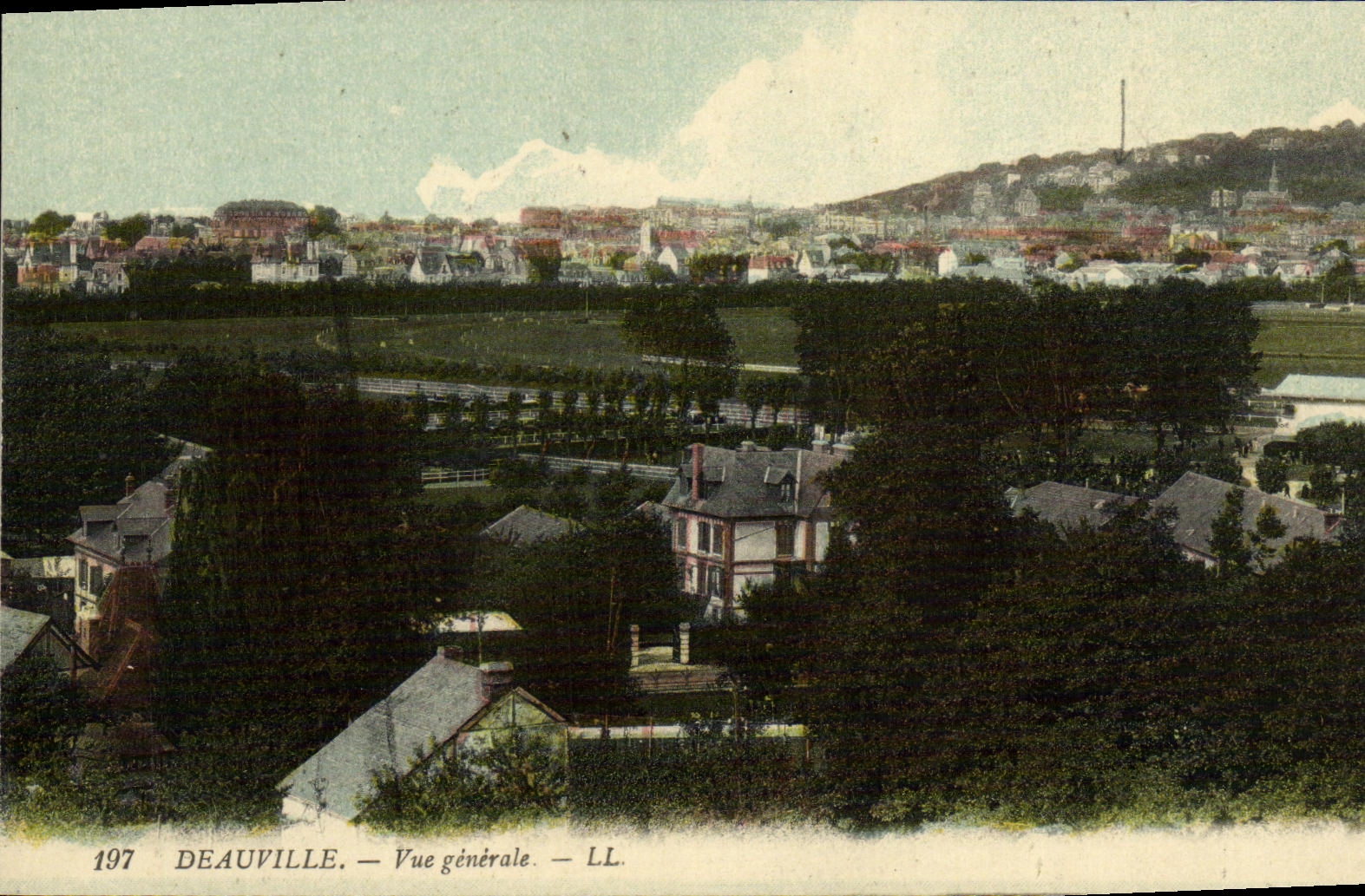 CPA Deauville Vue generale