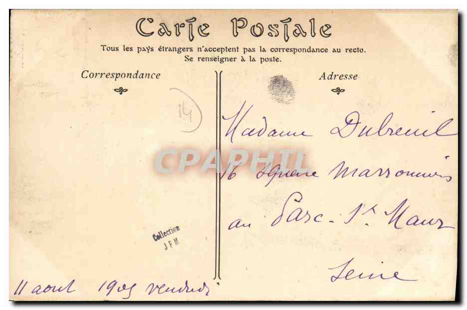 Deauville-sur-Mer — Promenade de la Plage, les Villas Victoria et Elisabeth. ND. Phot. — Verso
