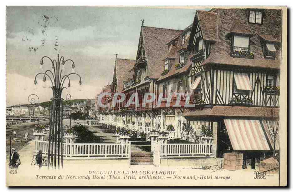 CPA Deauville La Plage Fleurie Terrasse du Normandy Hotel