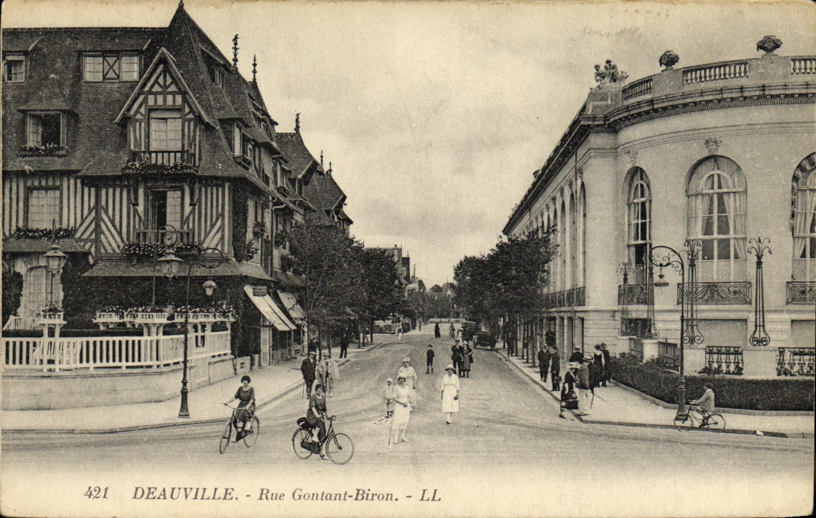 Deauville - Rue Gontant-Biron — LL, n°421