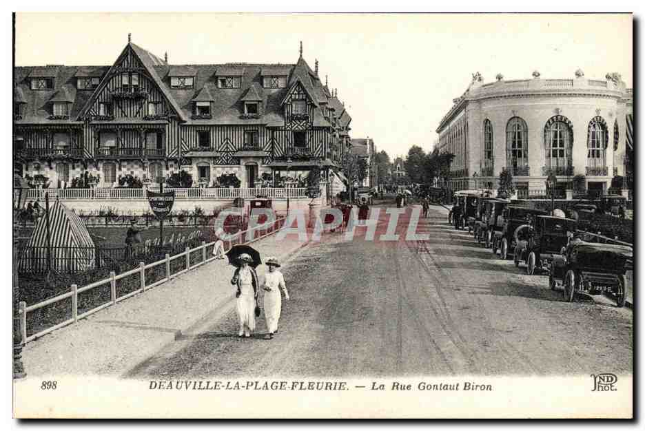 Deauville-La-Plage-Fleurie — La Rue Gontaut Biron — ND Phot.