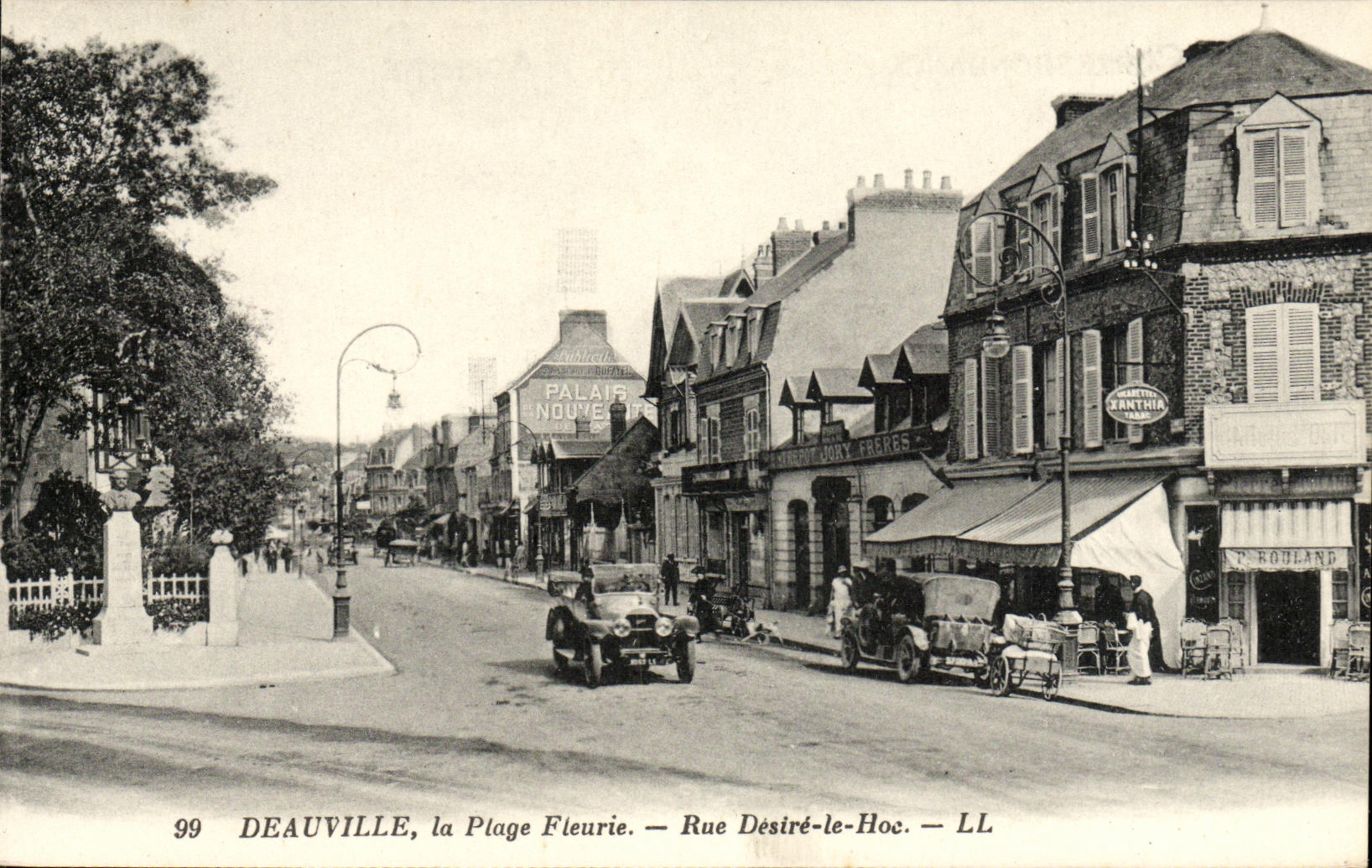 Deauville, la Plage Fleurie — Rue Désiré-le-Hoc — LL