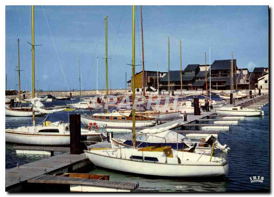 Deauville - Plage Fleurie (14) — Le nouveau port de plaisance vers les Marinas — Éditions CAP - Théociac