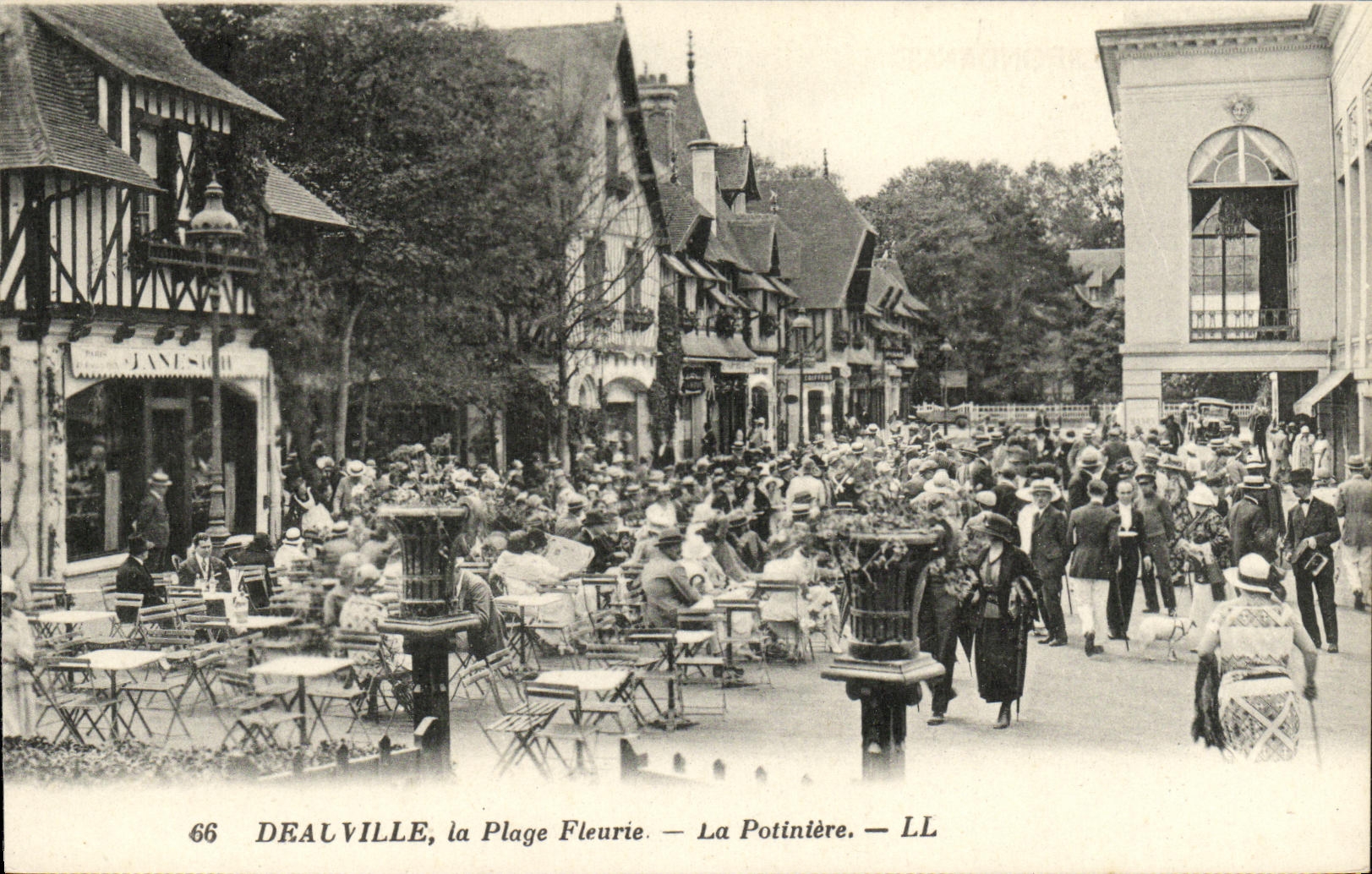 Deauville, la Plage Fleurie — La Potinière — LL