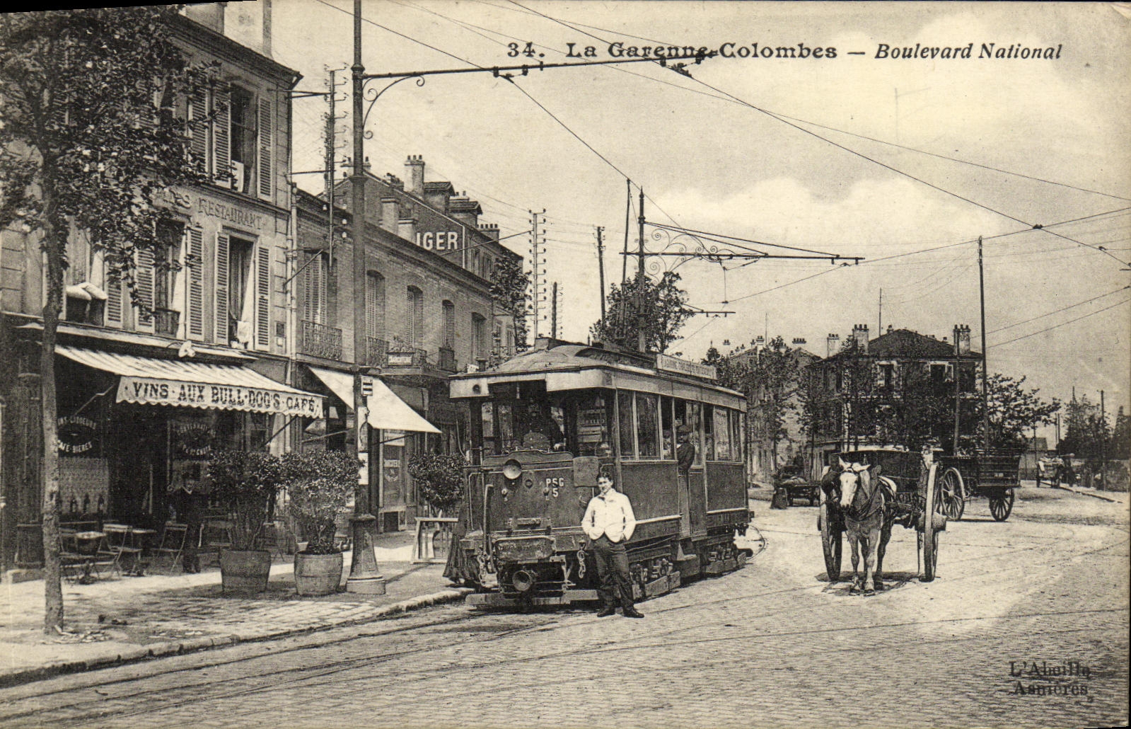 CPA La Garenne Colombes Boulevard National Tramway TOP