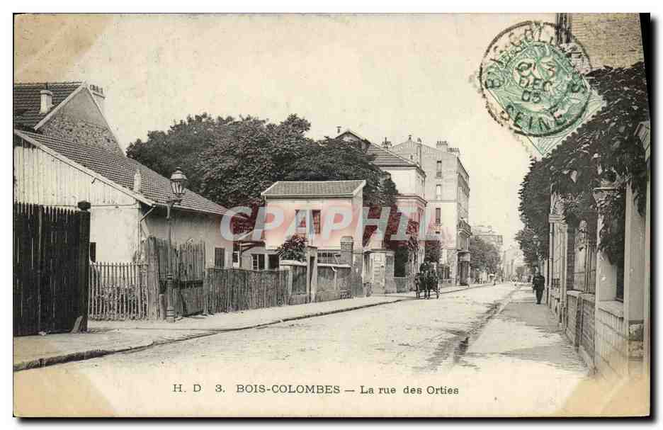 CPA Bois Colombes La rue des Orties