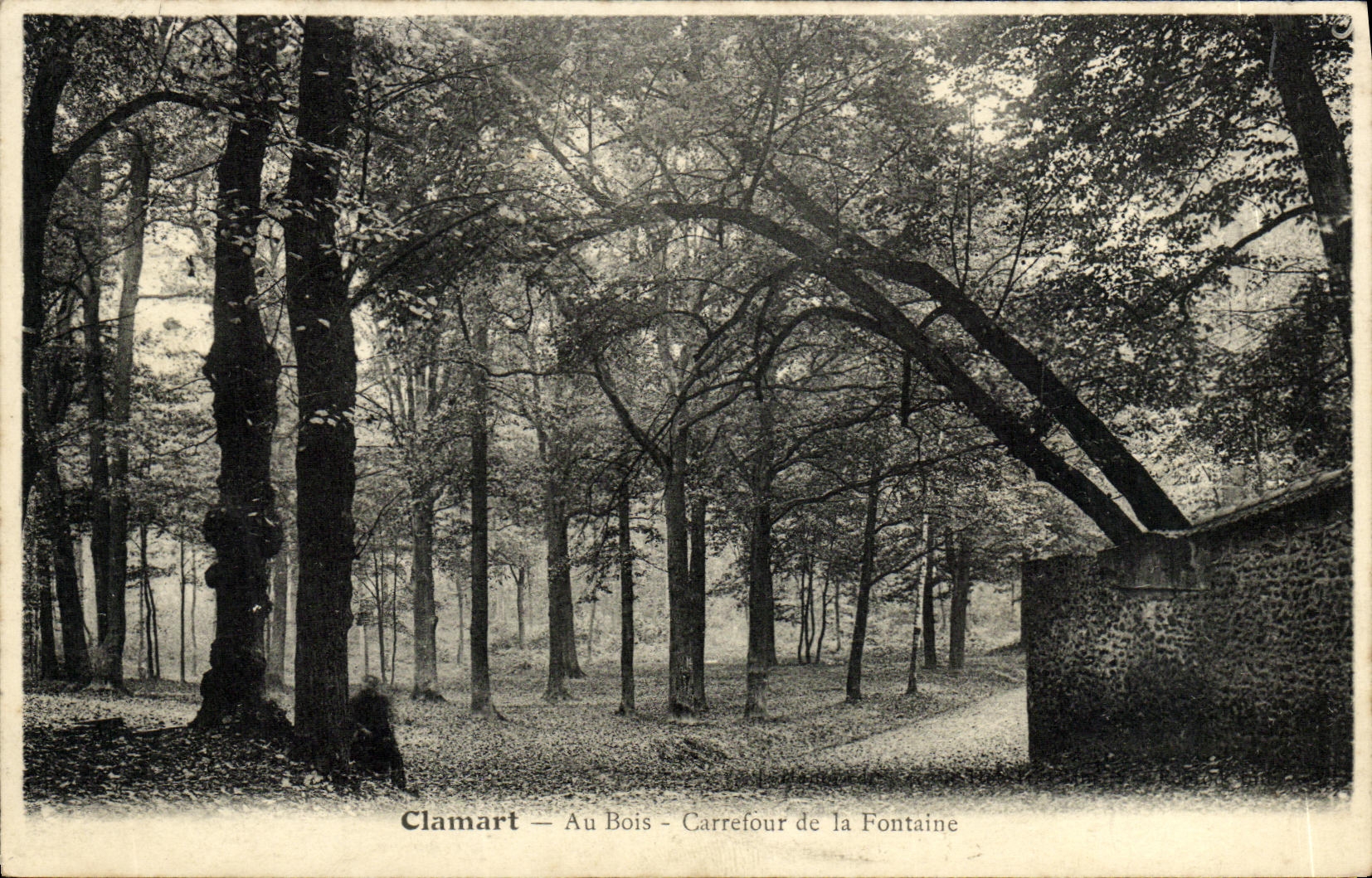 CPA Clamart Au Bois Carrefour de la Fontaine