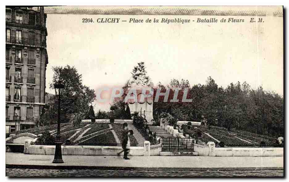 CPA Clichy Place de la Republique Bataille de Fleurs