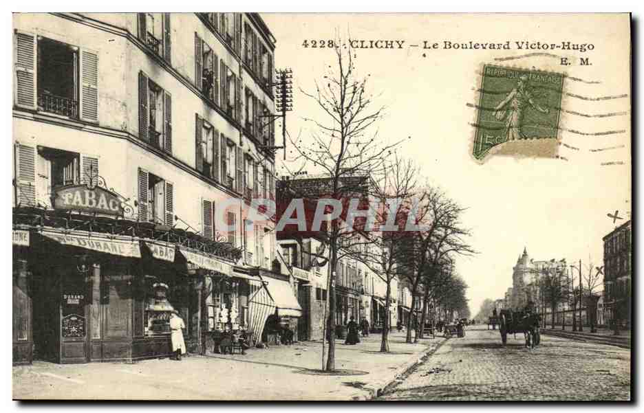 CPA Clichy Le Boulevard Victor Hugo Tabac