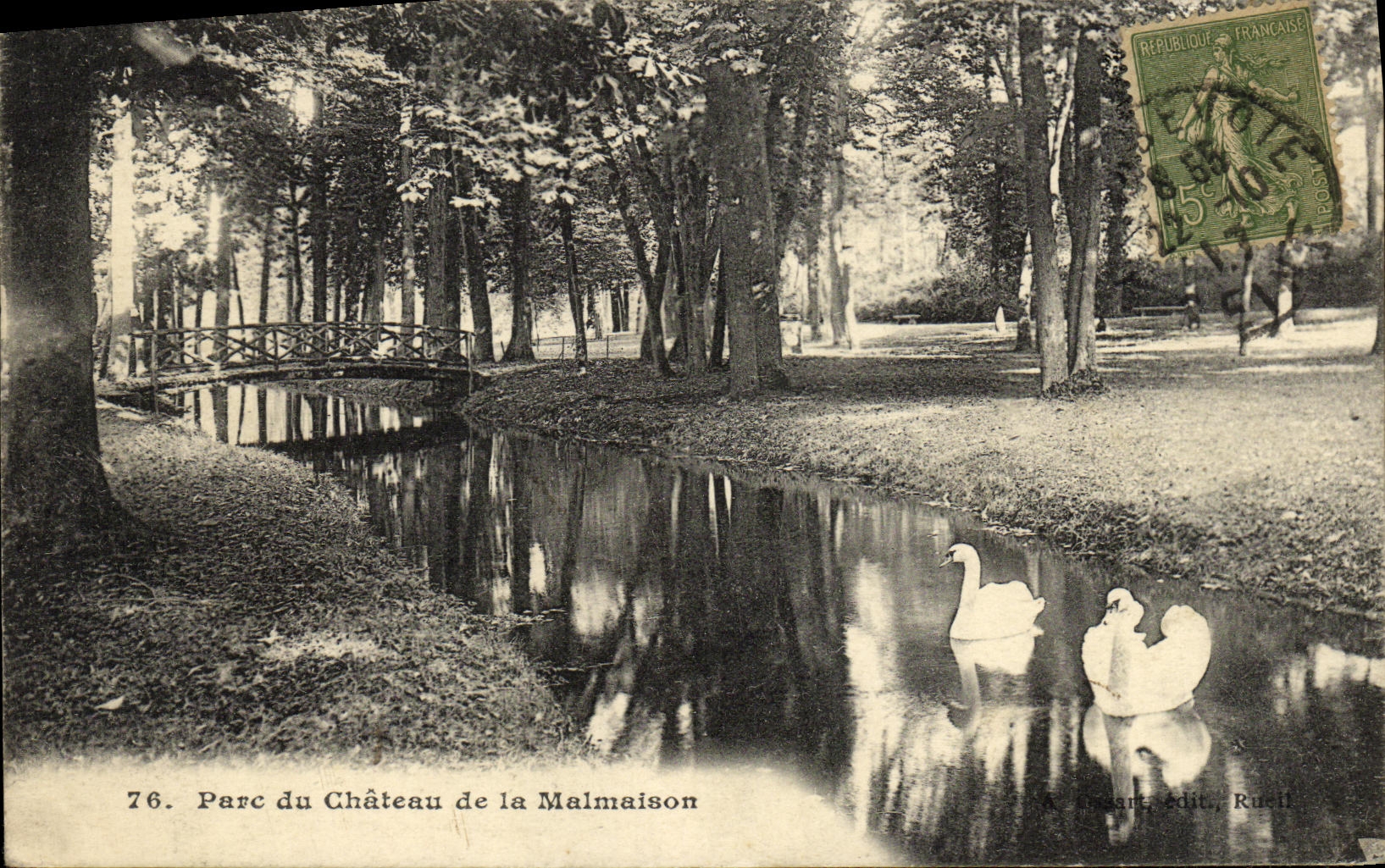 CPA Parc du Chateau de la Malmaison Cygnes