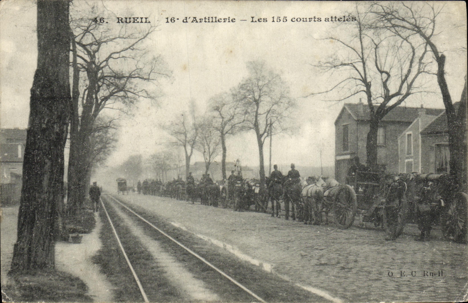 Rueil - 16e d'Artillerie — Les 155 courts attelés
