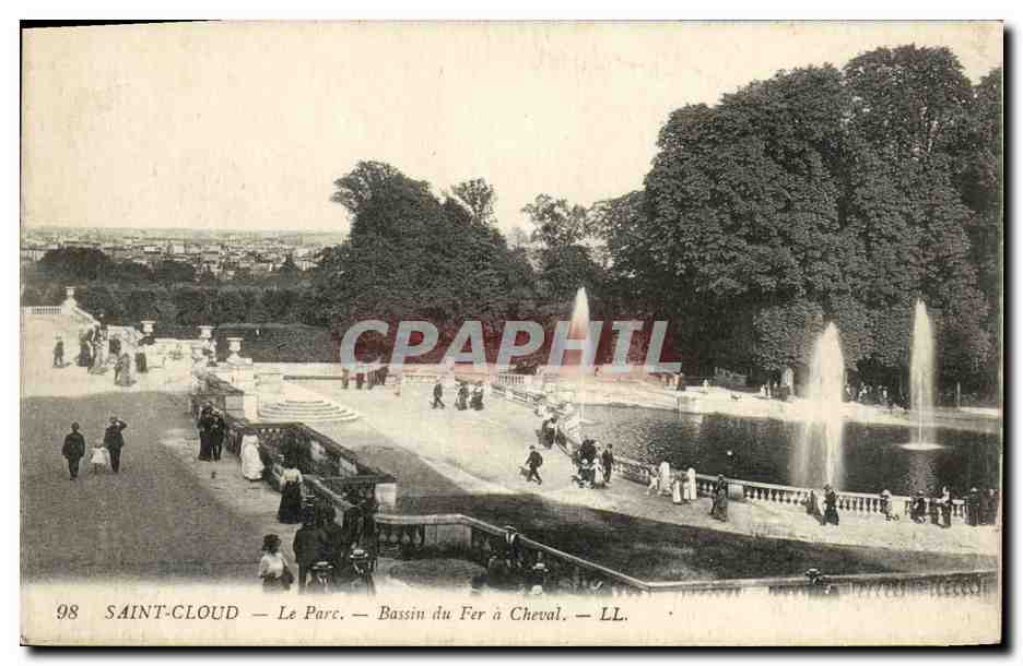 CPA Saint Cloud Le Parc Bassin du Fer a Cheval