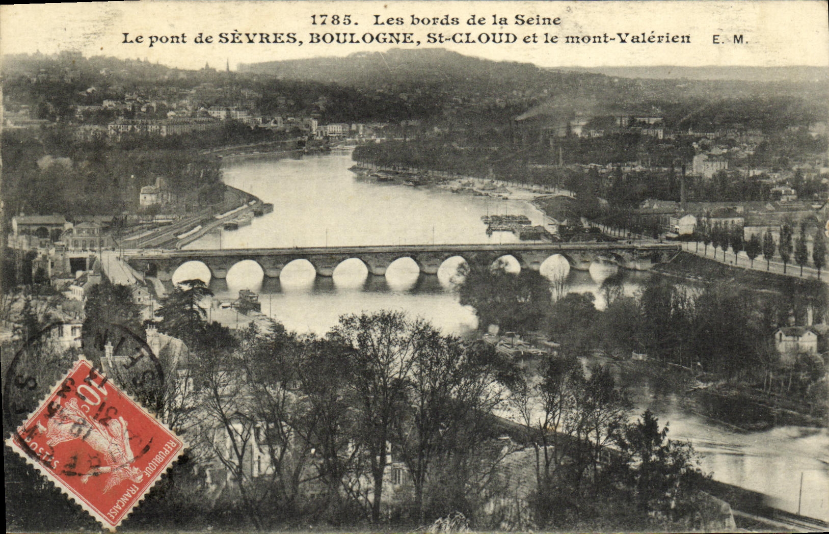 CPA Parc de Saint Cloud Le Pont de Sevres Boulogne et le Mont Valerien