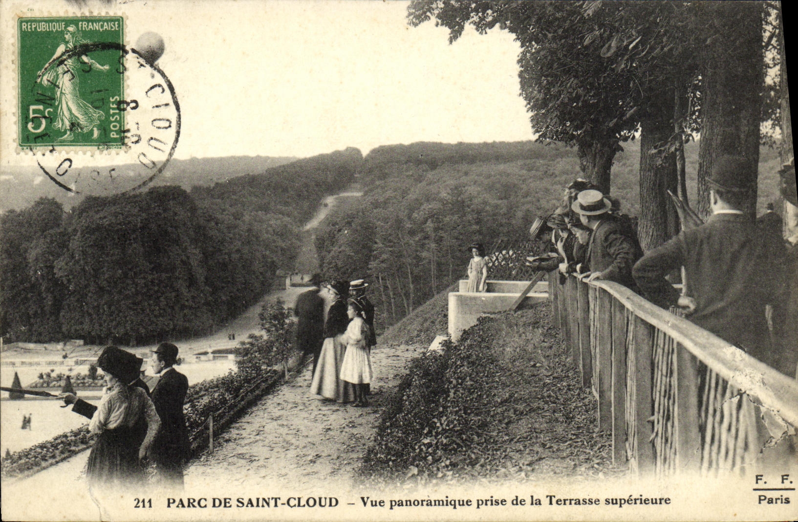 CPA Parc de Saint Cloud Vue Panoramique Prise de la Terrasse Superieure