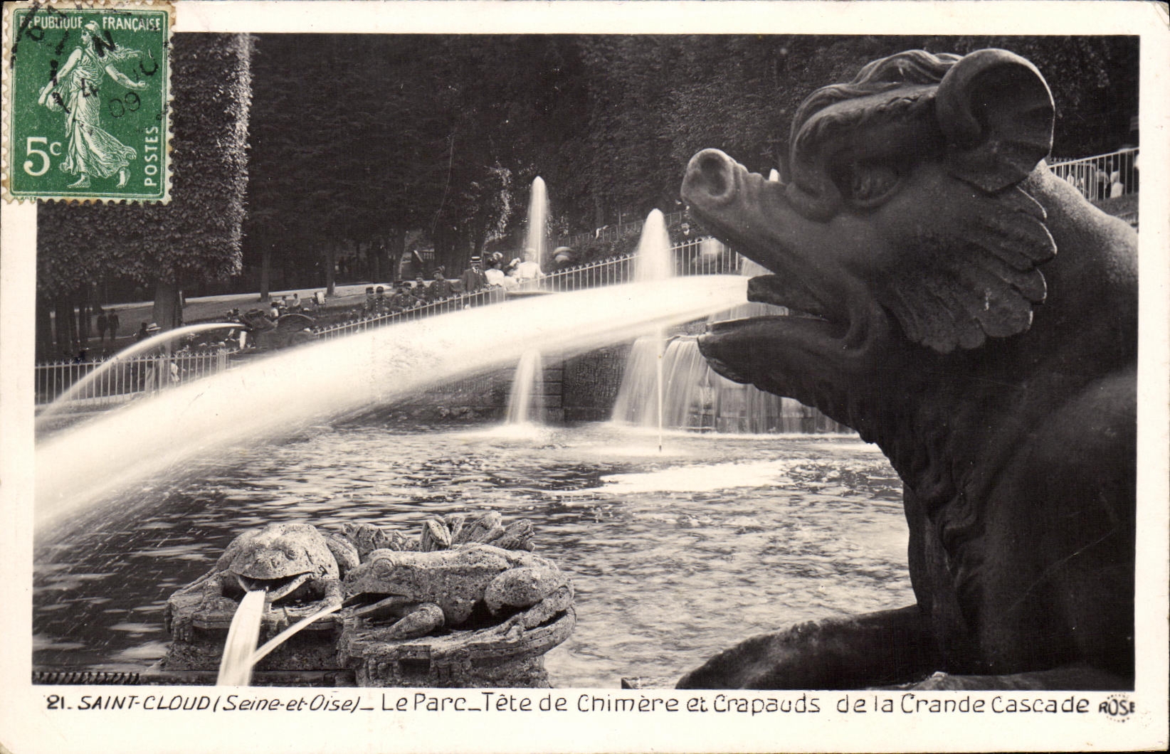 CPA Parc de Saint Cloud Tete de Chimere et Crapauds de la Grande Cascade Grenouille