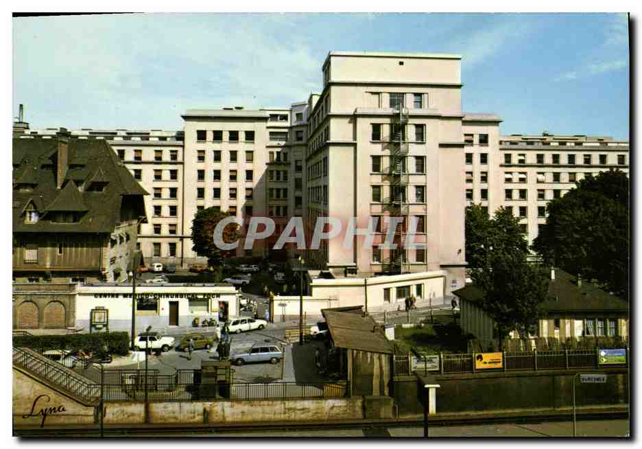 CPM Sevres L Hopital Foch