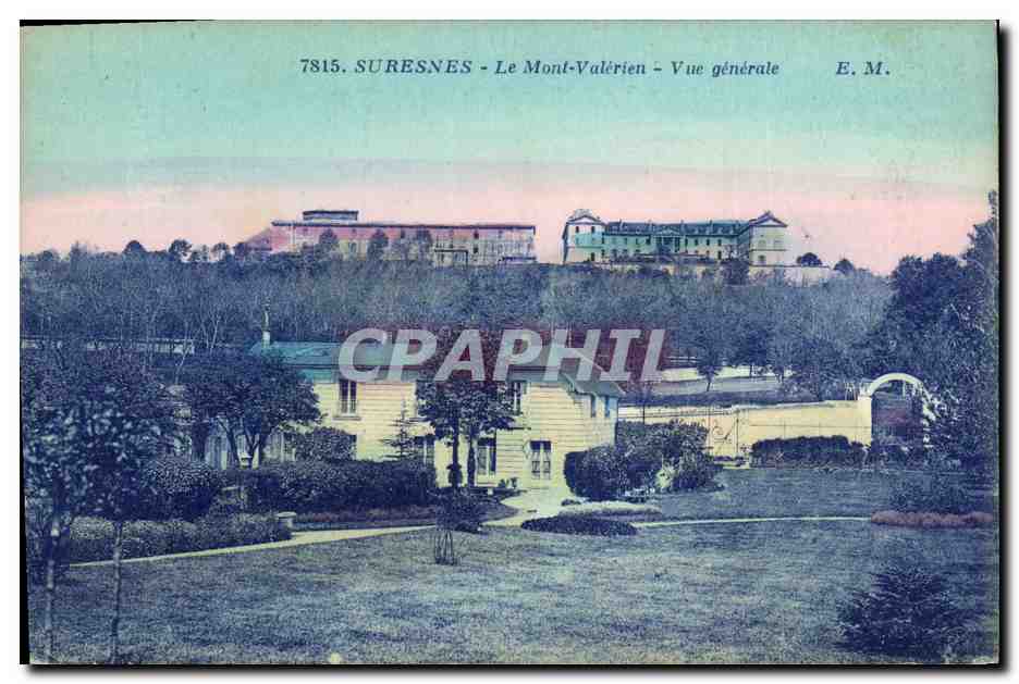 CPA Suresnes Le Mont Valerien Vue Generale