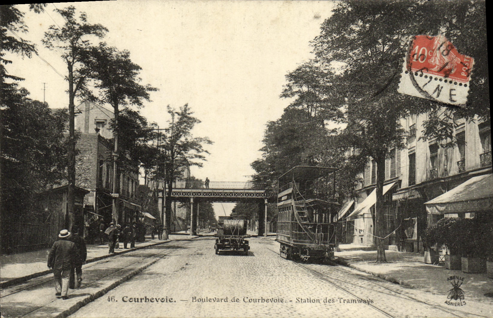 CPA Courbevoie Boulevard de Courbevoie Station des tramways 