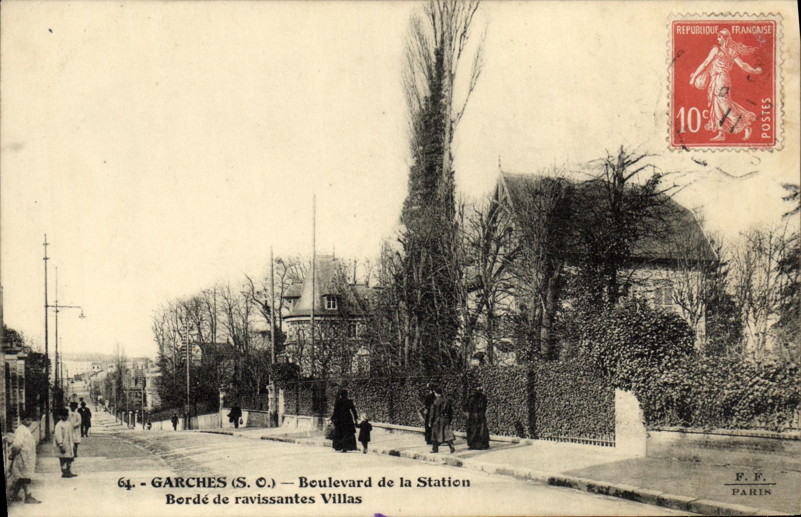 CPA Garches Boulevard de la Station Borde de ravissantes villas 