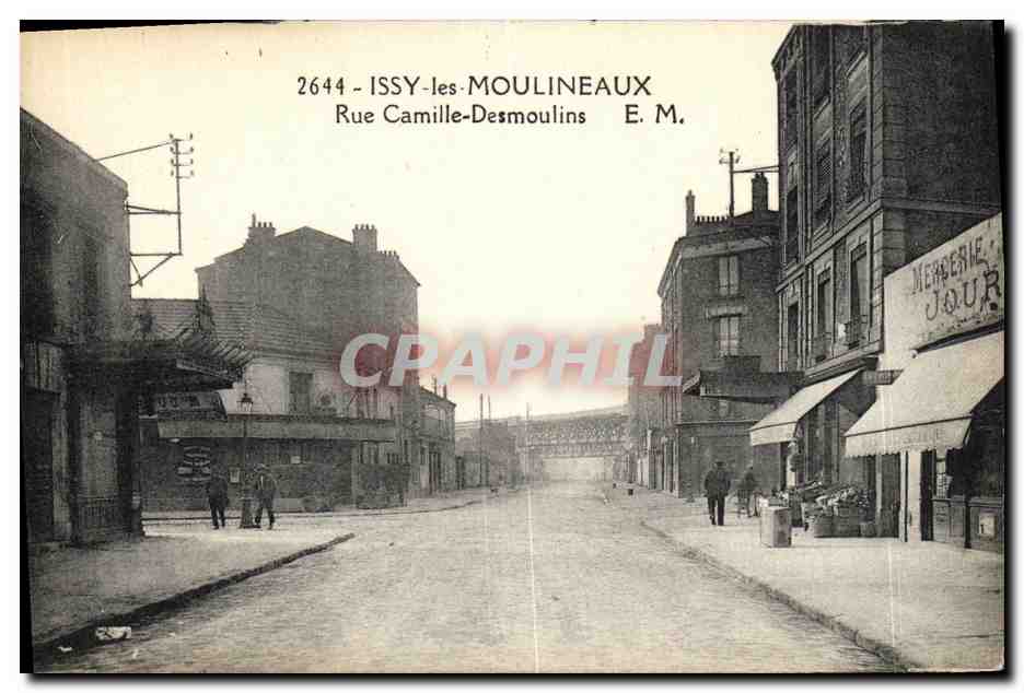 CPA Issy les Moulineaux Rue Camille Desmoulins