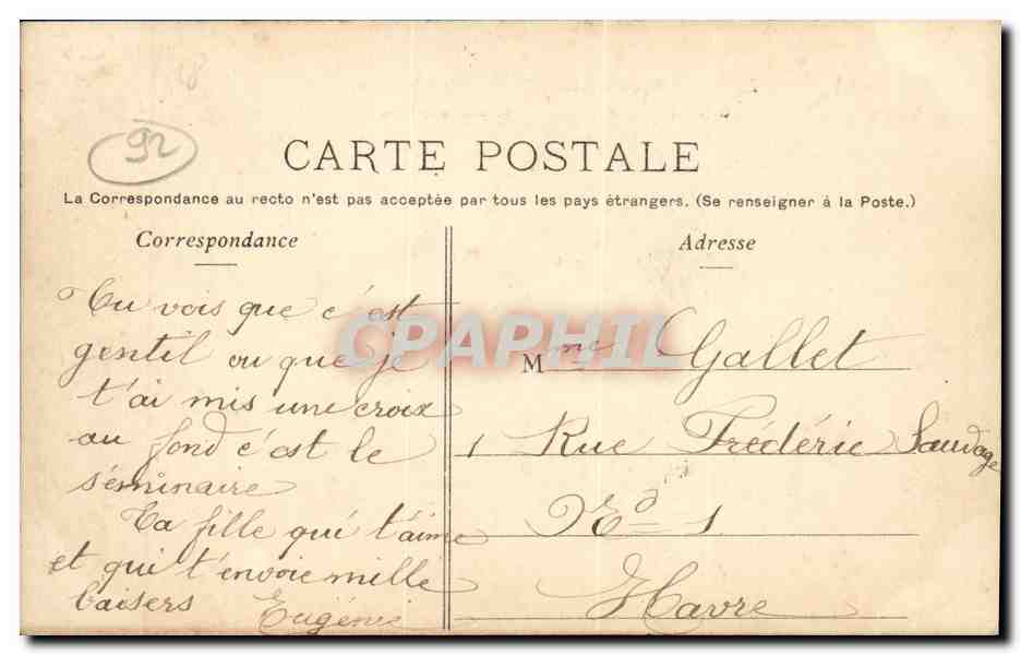 CPA Issy Rue Ernest Renan prise de la place Voltaire Enfants — Verso
