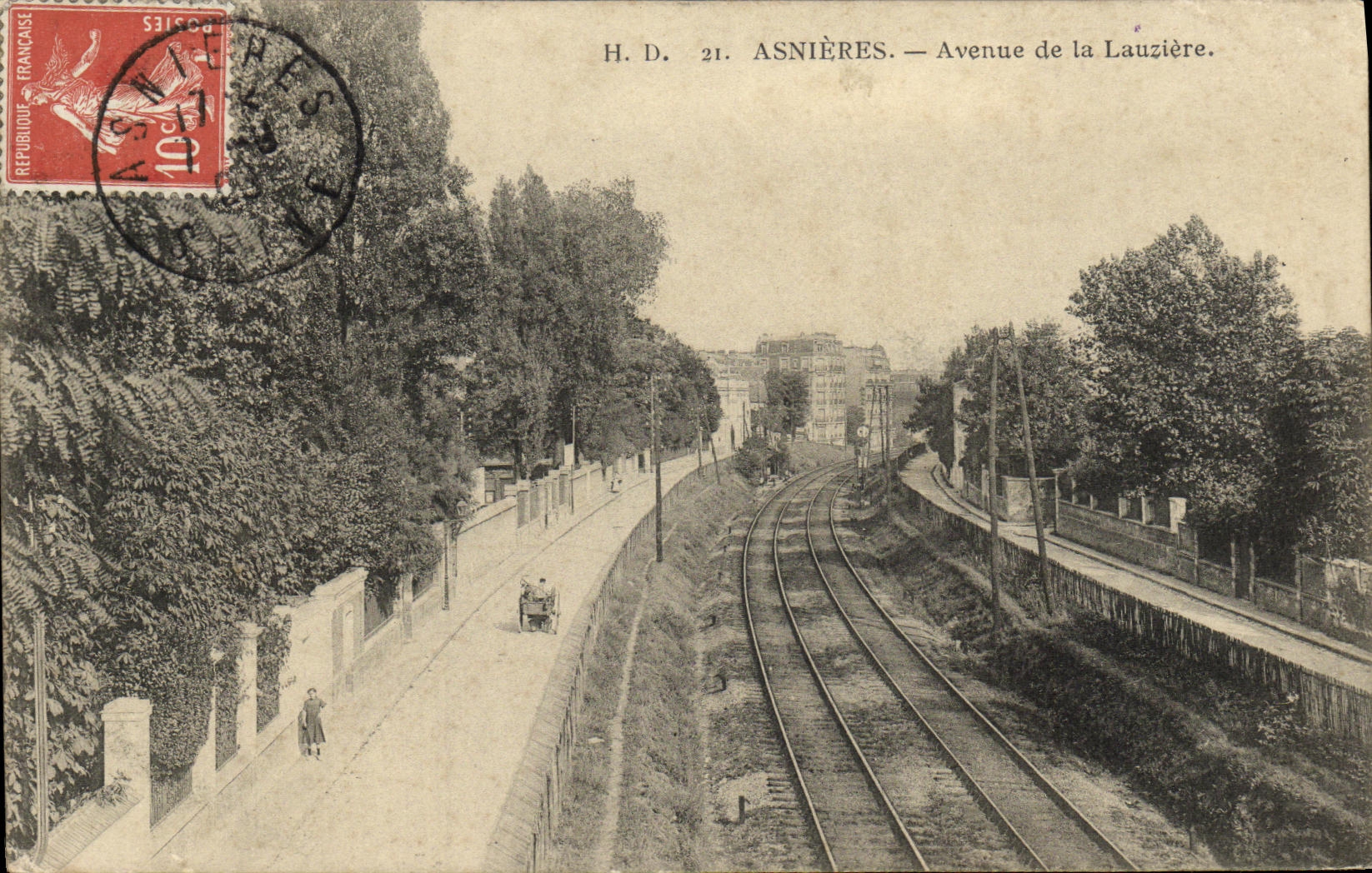 CPA Asnieres Avenue de la Lauziere Voie ferree
