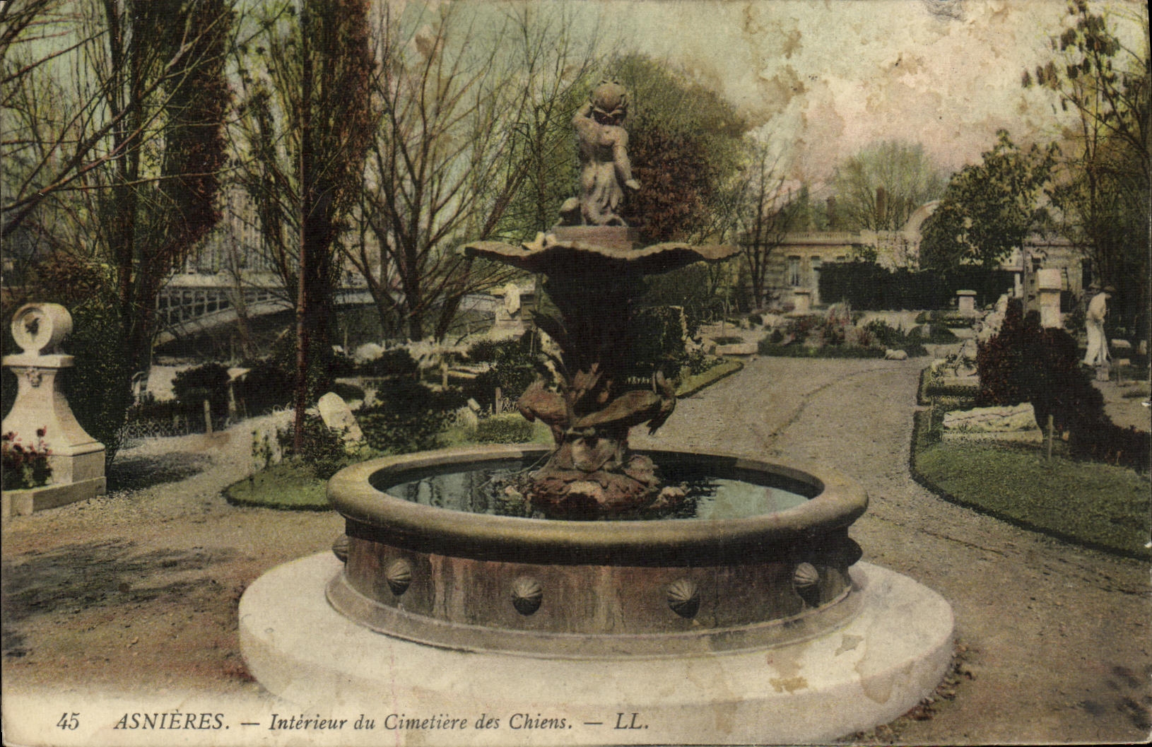 CPA Asnieres Interieur du Cimetiere des Chiens