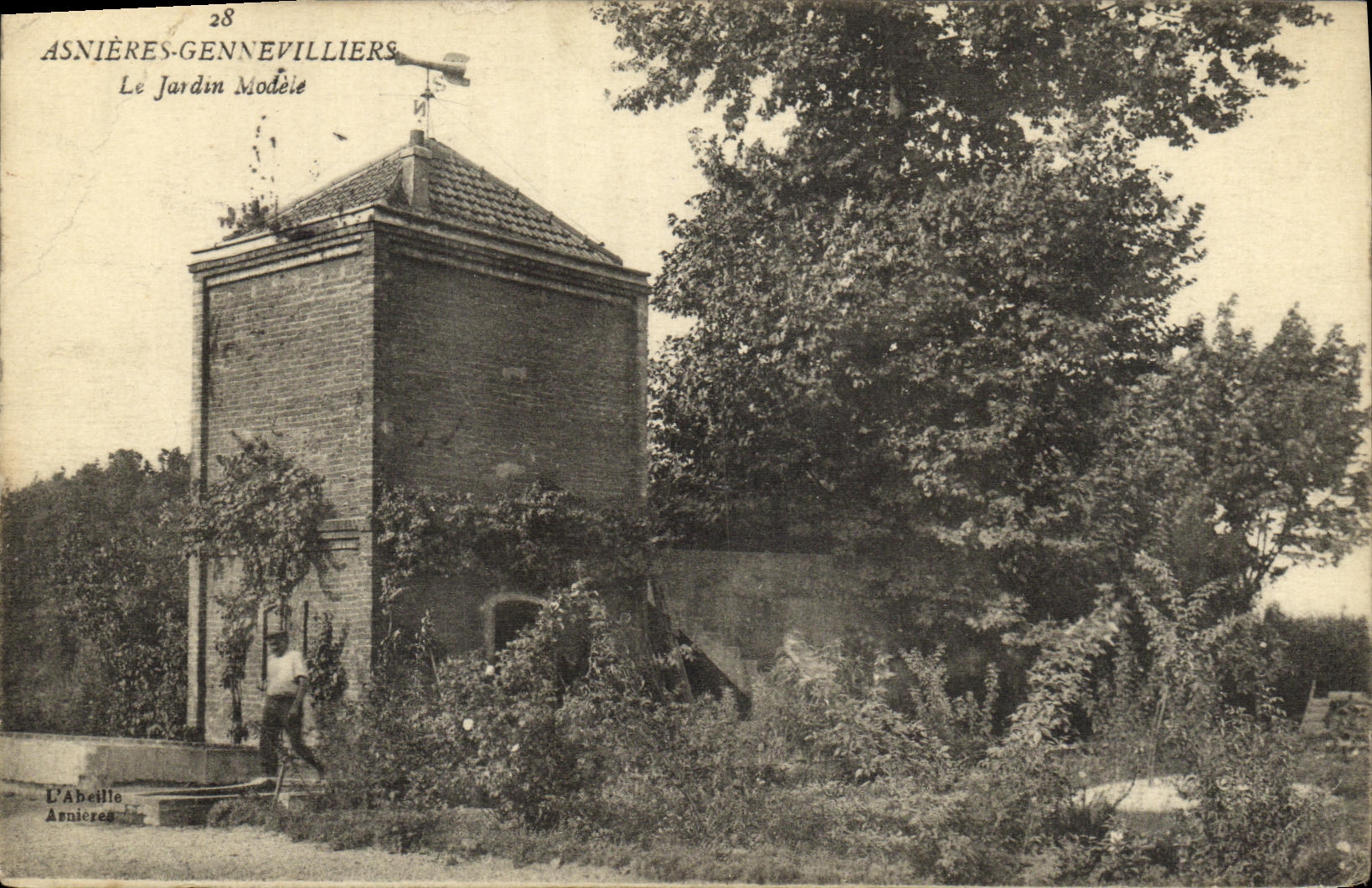 CPA Asnieres Gennevilliers Le Jardin Modele