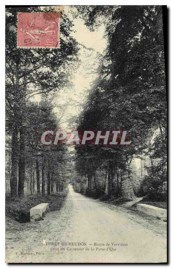 CPA Foret de Meudon Route de Verrieres prise du carrefour de la Patte d4Oie 