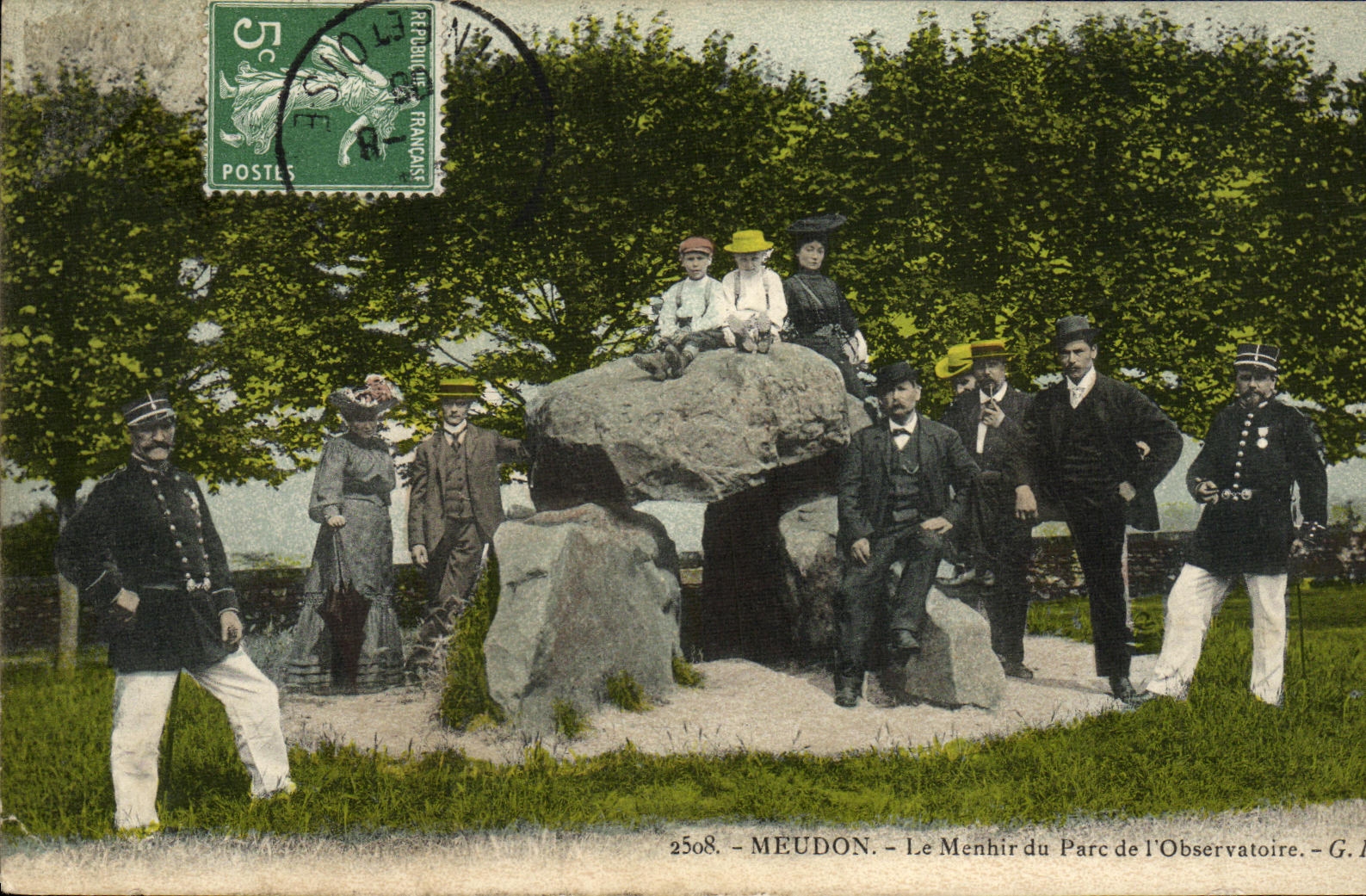 Meudon - Le Menhir du Parc de l'Observatoire — G. P. n°2508